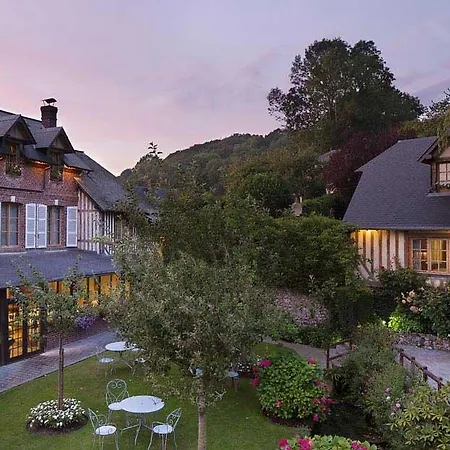 Hotel De La Source - De Charme, Collection Saint-simeon