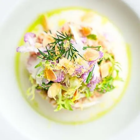 Otel De La Source - De Charme, Collection Saint-simeon