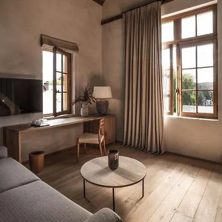 De La Source - De Charme, Collection Saint-simeon 4*