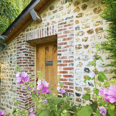 Hotel De La Source - De Charme, Collection Saint-siméon