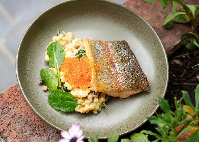 فندق Auberge De La Source - Hotel & Spa Barneville-la-Bertrand